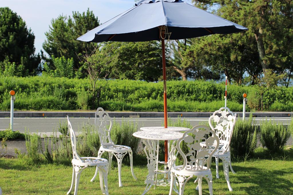 Cafe & Pension Suomi Takashima Exterior photo
